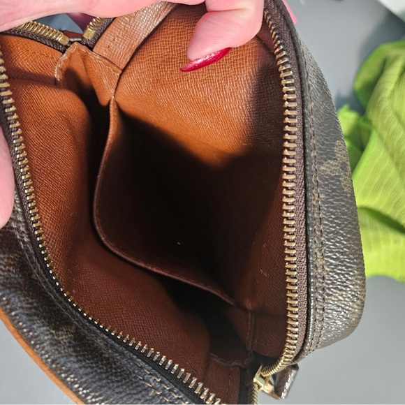 Authentic Louis Vuitton Amazon Monogram Crossbody Bag - Picture 10 of 10